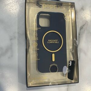 Phone case for IPhone 12/12 PRO NWT